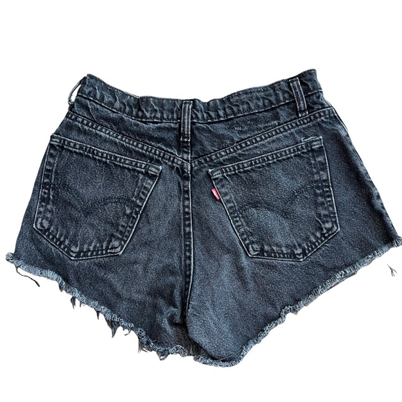 Vintage Levi’s 90s Washed Black Denim High Rise Cut Off Jean Shorts - Picture 2 of 8
